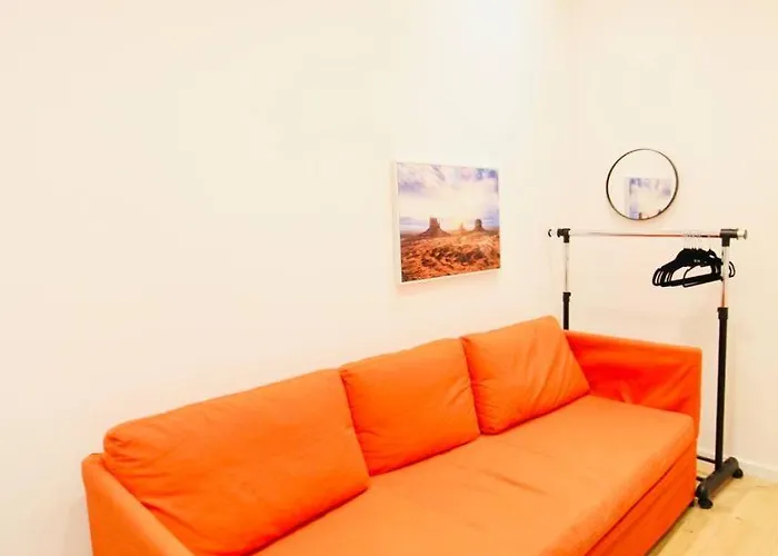 Comfort In Praterstern Area *